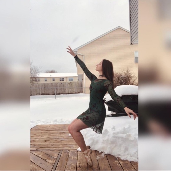 Meet your Posher, Jillian - Picture 5 of 5